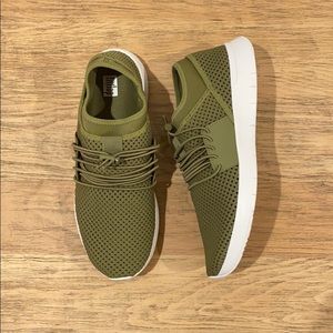 FitFlop Airmesh sneakers size 9 🥑 avocado green